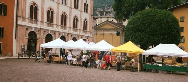Il mercato dell’economia solidale